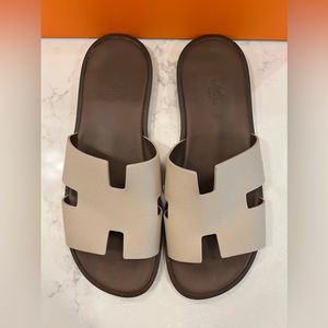 Hermes Men’s Izmir Sandals 44